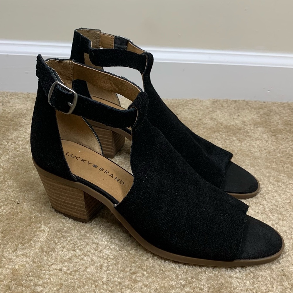 NWOB Luck Brand PeepToe Black Baxley Bootie 7.5